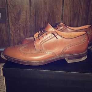 Men’s dress shoes